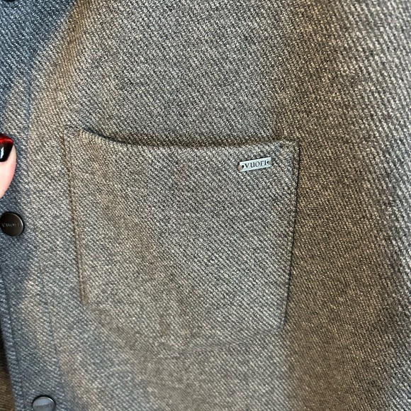 Vuori Men's Charcoal Shirt Jacket - Picture 3 of 7